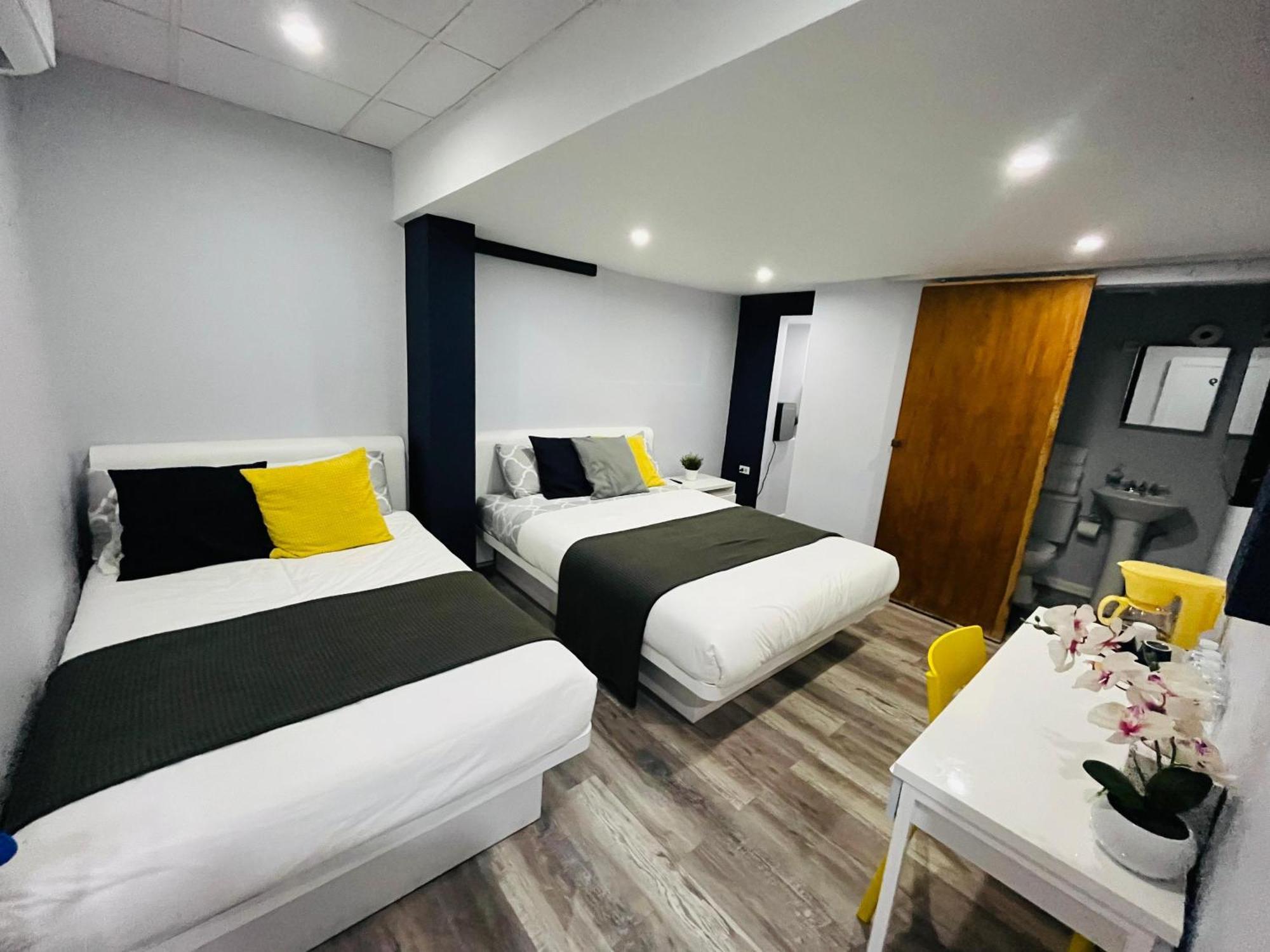 Hotel Libertad Lares Екстериор снимка