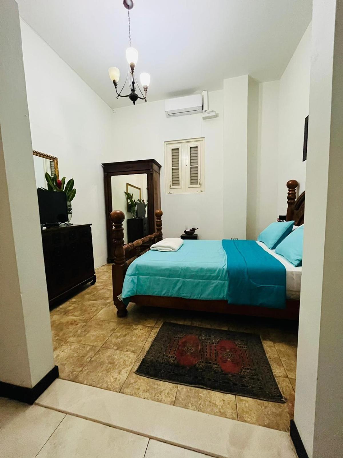 Hotel Libertad Lares Екстериор снимка