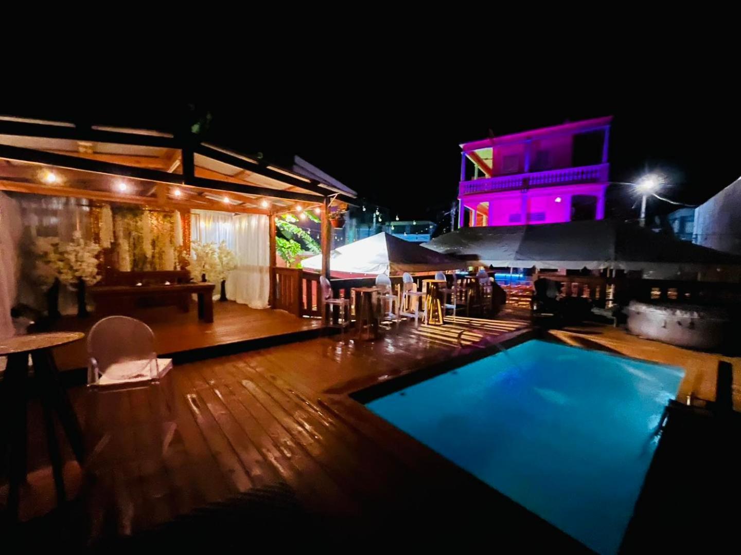 Hotel Libertad Lares Екстериор снимка